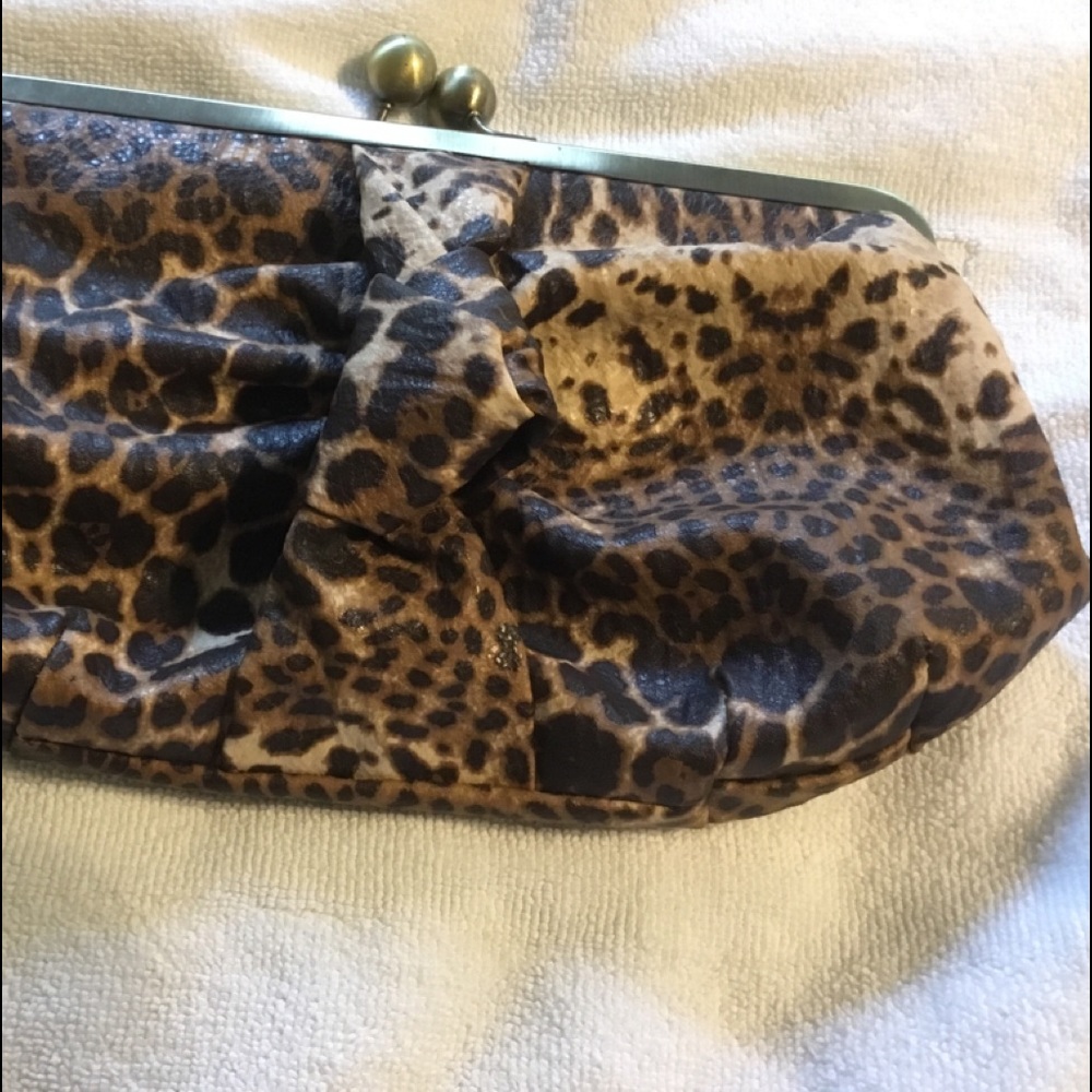 Clutch - Picture 5 of 5